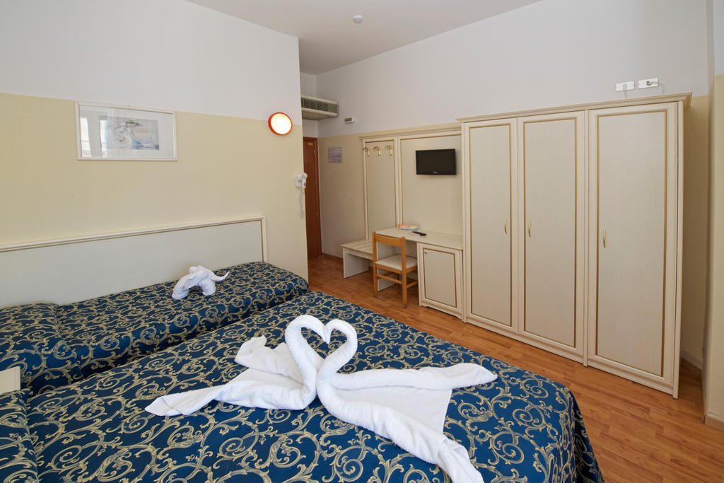 Hotel Garden Cattolica Pokoj fotografie