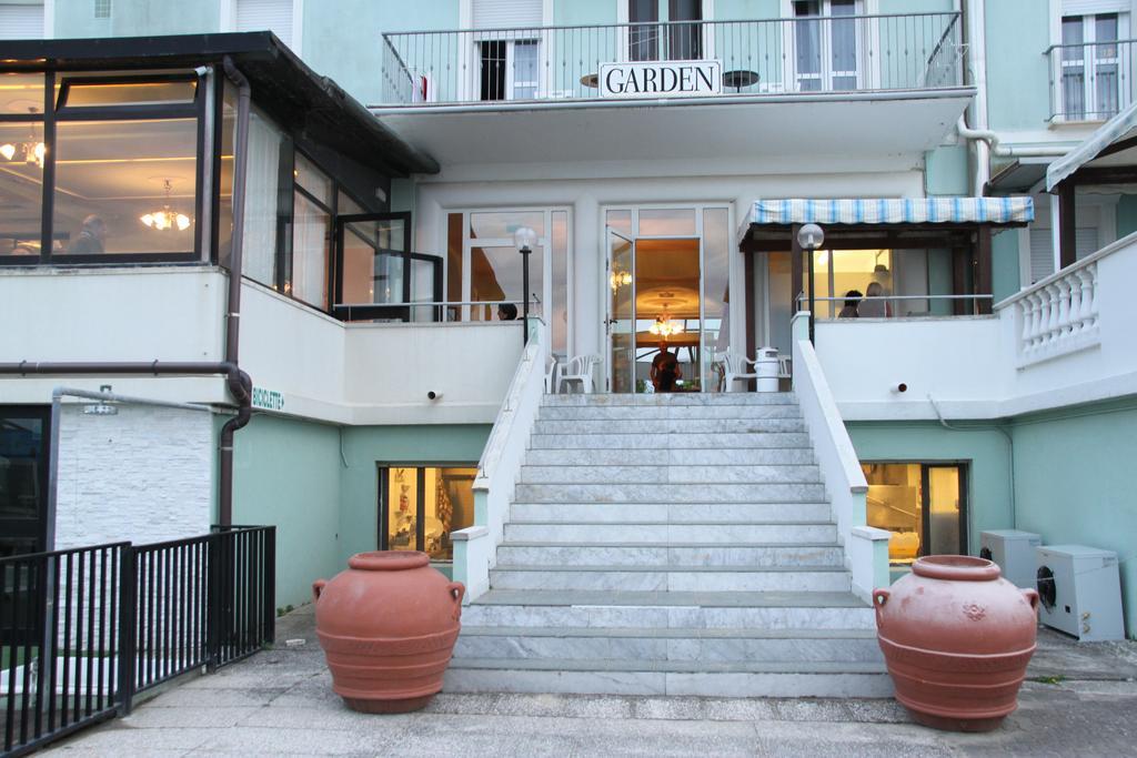 Hotel Garden Cattolica Exteriér fotografie