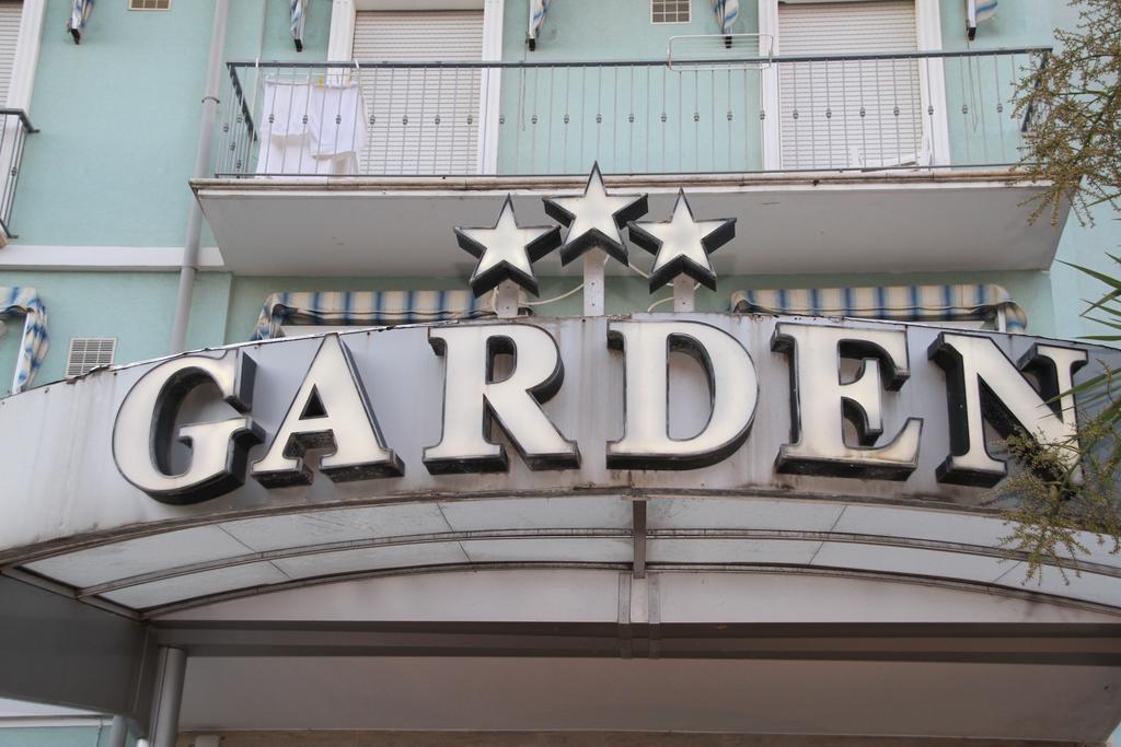 Hotel Garden Cattolica Exteriér fotografie