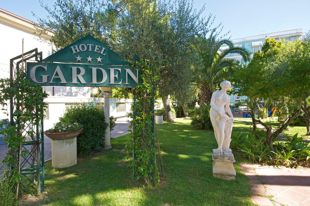 Hotel Garden Cattolica Exteriér fotografie